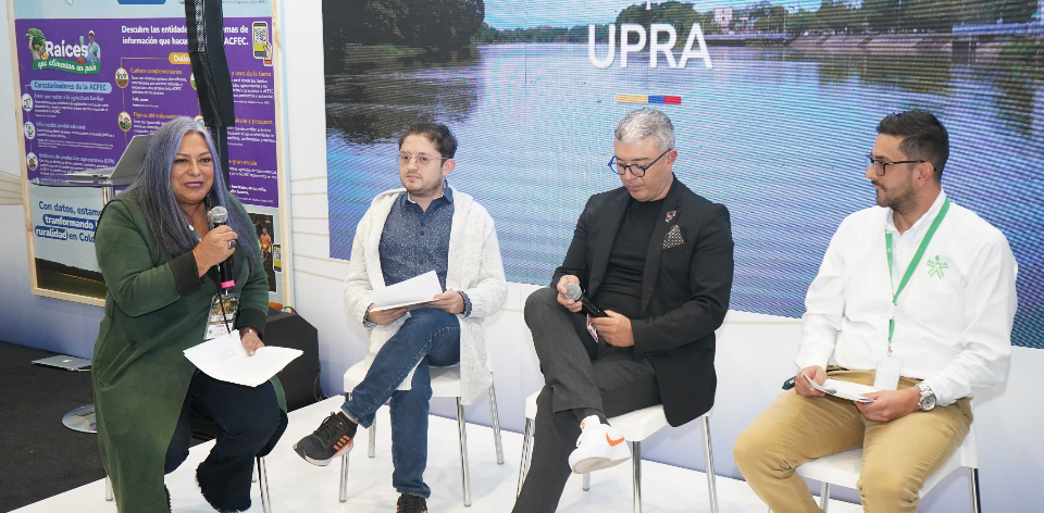 La UPRA inaugura su participación en Agroexpo 2025 con una apuesta por la inteligencia artificial y la tecnología para el agro c