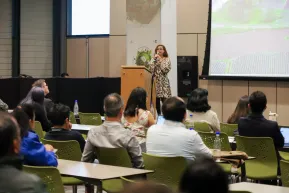 Nuestra directora general (e) presenta el proyecto Monitoreo de Cultivos en el marco de la Semana Geomática 2024