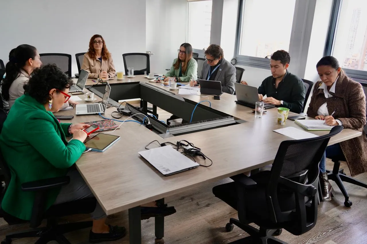 La directora de la #UPRA, @dorairey, y el representante de @FAO_Colombia, avanzan en la consolidación del primer SIPAM en Colombia: el paisaje ganadero de sabana inundable de Paz de Ariporo.