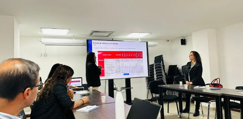 El boletín del Índice de Precios de agroinsumos reporta la variación en la cotización promedio de 382 productos que se utilizan para producir alimentos