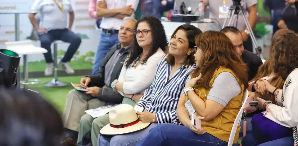 El estand de la UPRA fue el escenario para hablar sobre la justicia en el campo. El estand de la UPRA fue el escenario para hablar sobre la justicia en el campo.