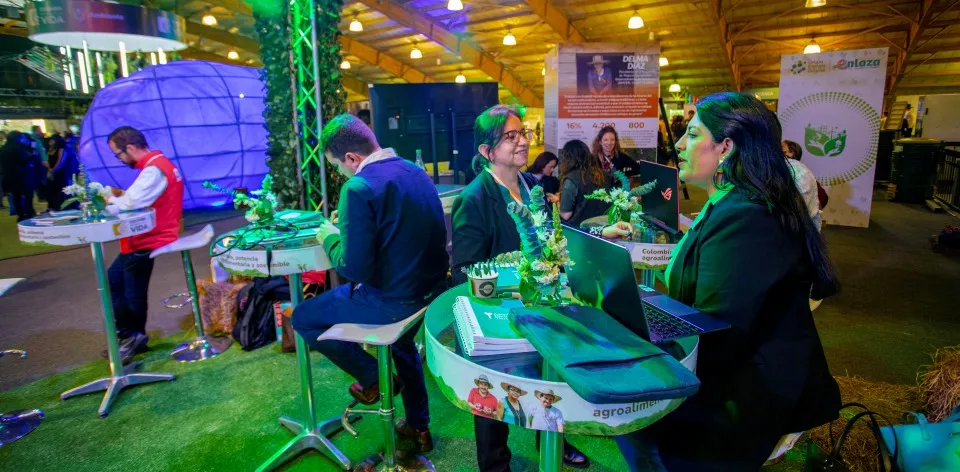 La UPRA participa en la octava edición de la Feria Internacional del Medio Ambiente (FIMA)