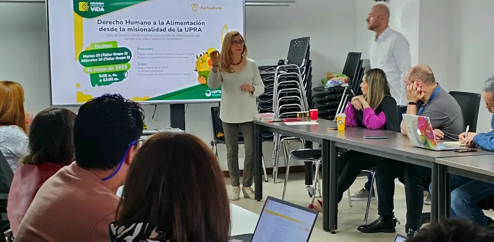 UPRA avanza en incluir el enfoque de Derecho Humano a la Alimentación dentro de su quehacer institucional. UPRA avanza en incluir el enfoque de Derecho Humano a la Alimentación dentro de su quehacer institucional.