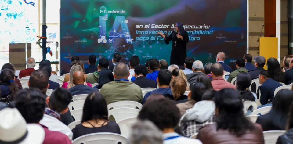 Bogotá se prepara para la Segunda Cumbre de Inteligencia Artificial en el Agro: AgroTIC 2025