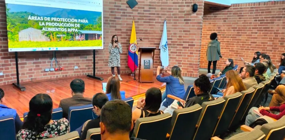 «La protección del suelo rural es vital para la seguridad alimentaria, para la producción de alimentos y para sostener las familias campesinas»: directora de la UPRA