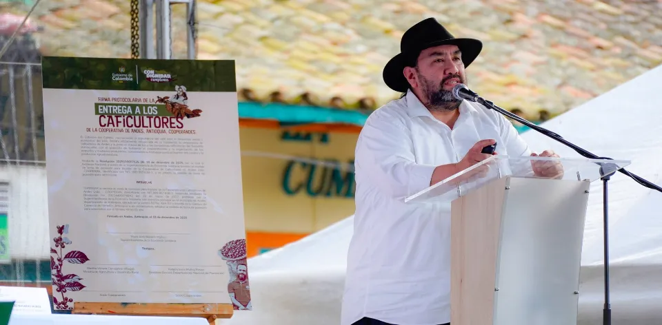 Andes avanza en la protección del suelo productivo y el fortalecimiento del sector cafetero