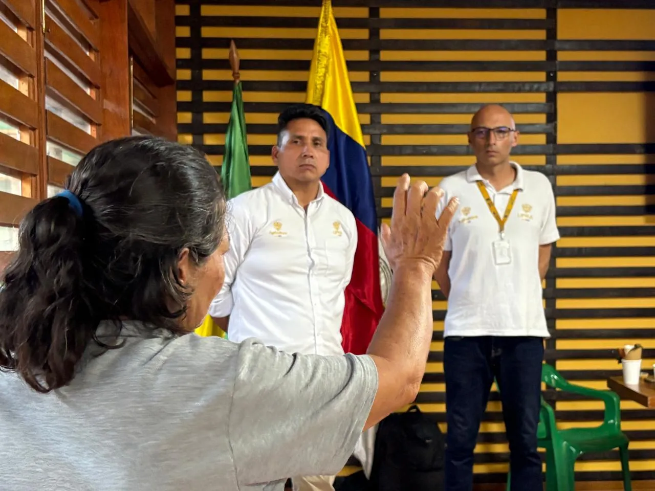 #UPRAEsAmazonía | En Leticia, en  @Corpoamazonia1  , dialogamos con productores y productoras de frutos amazónicos junto a  @Goberamazonas  y las alcaldías de Leticia y Puerto Nariño.